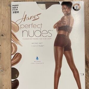 Hanes Perfect Nudes--Size Small--New In Pkg--Set Of 2